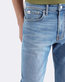 37.5 Authentic Straight Jeans, 077A BRIGHT MID, hi-res