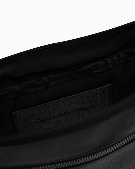 CKJ Ultralight Messenger Bag