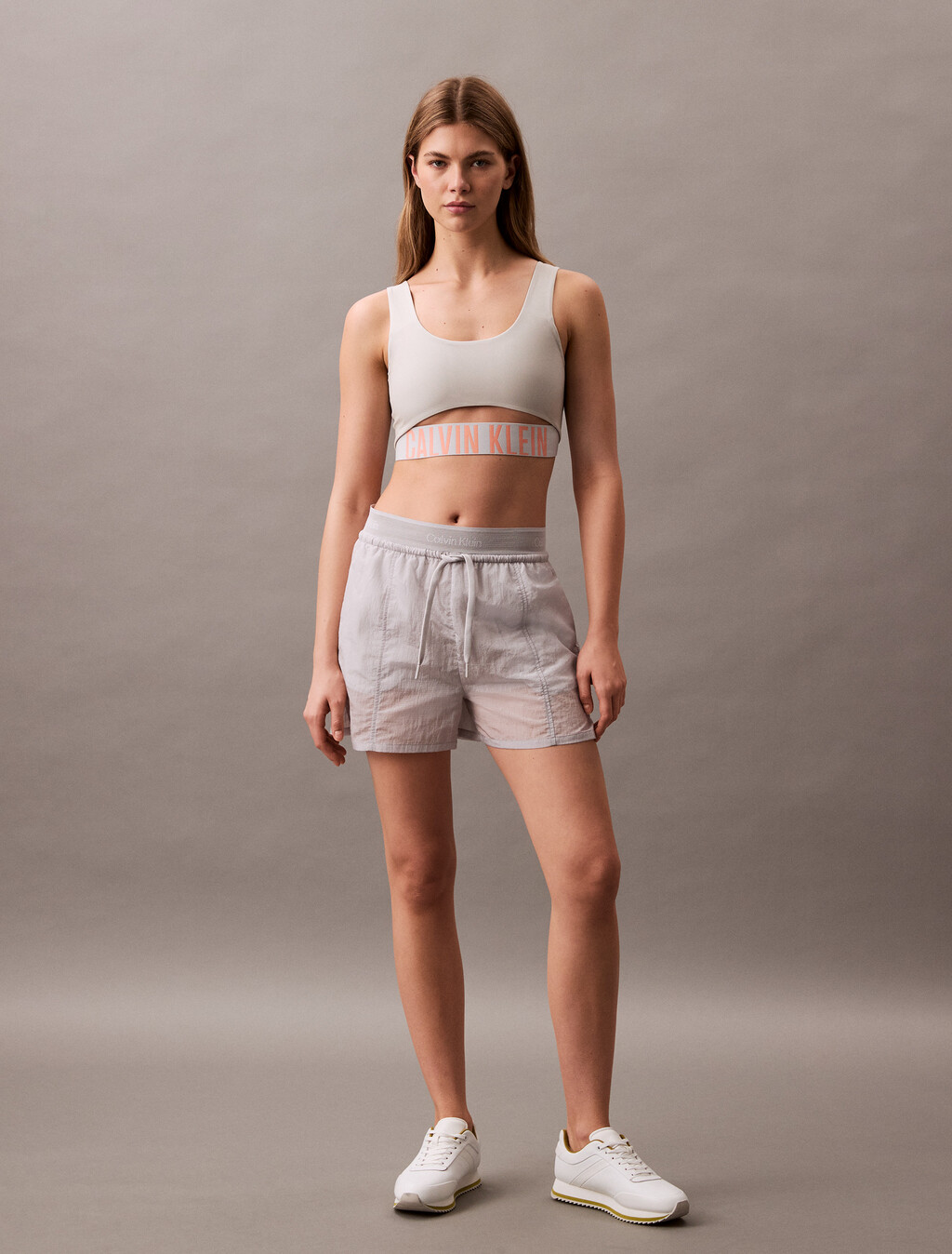 Intense Power Medium Support Bra, Light Cast, hi-res