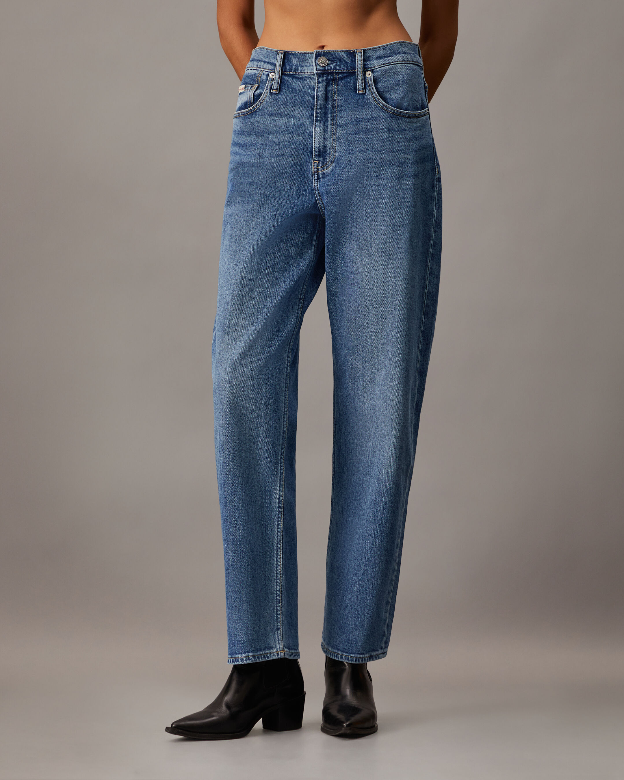 Sustainable High Rise Loose Jeans | blue | Calvin Klein