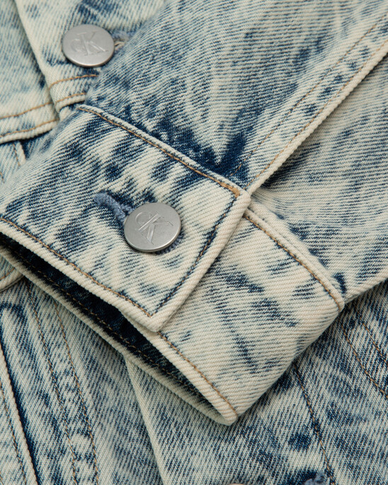 Extreme Cropped 90s Denim Jacket