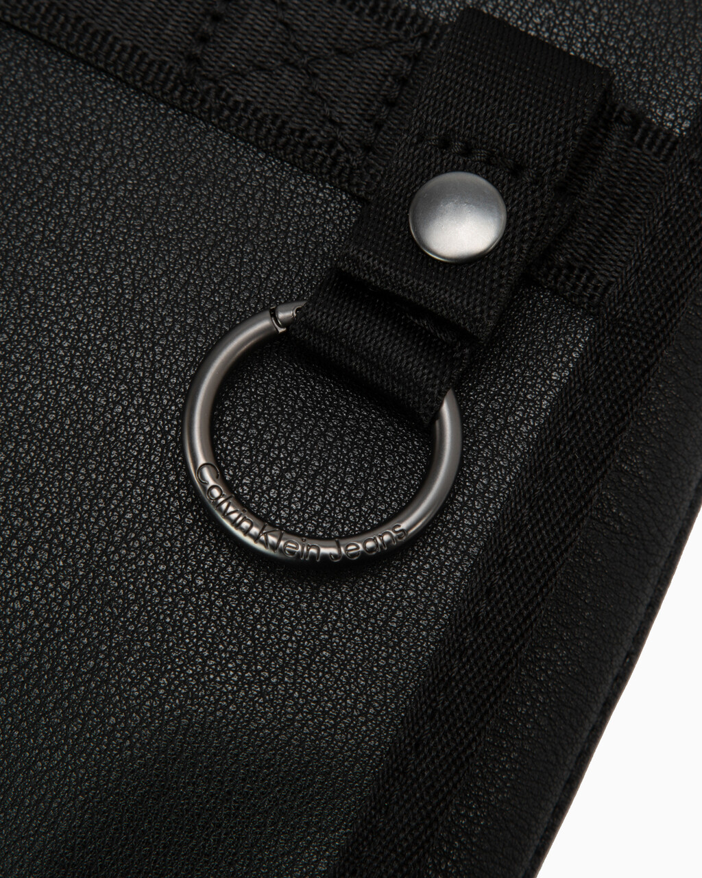 CKJ Ultralight Messenger Bag, BLACK, hi-res