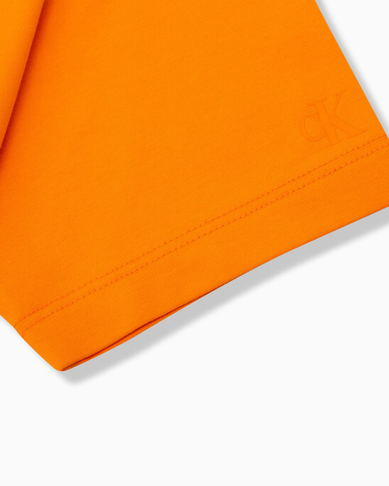 Movements Blurry Logo Slim Tee