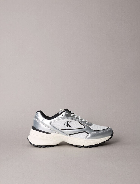 Trailblazer &mdash; Mesh Mix Runner Trainers