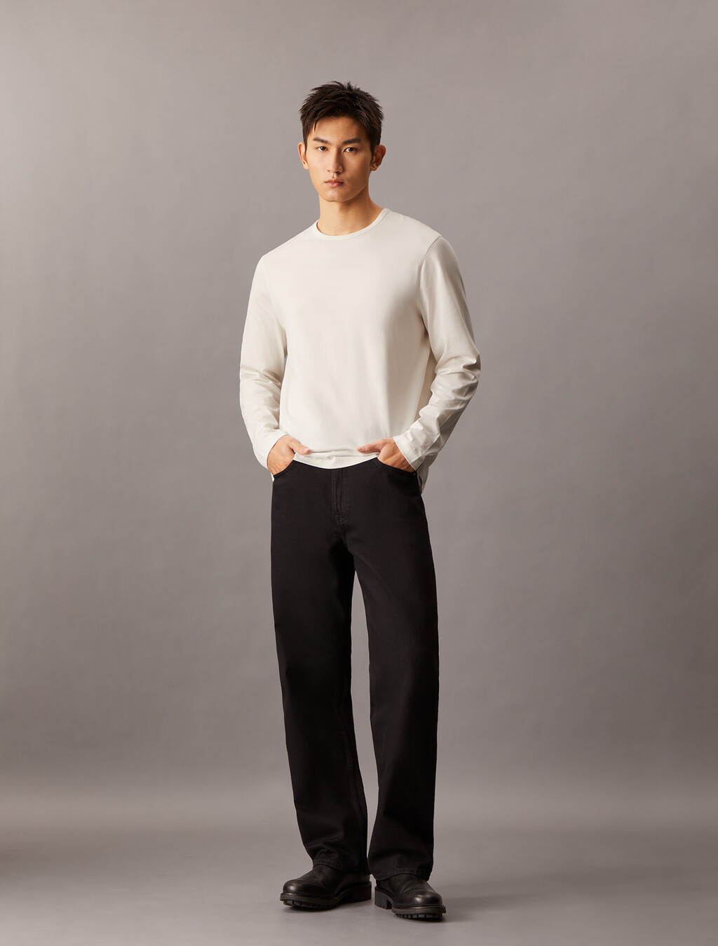 The Calvin Mercerized Tee, Vaporous Gray, hi-res