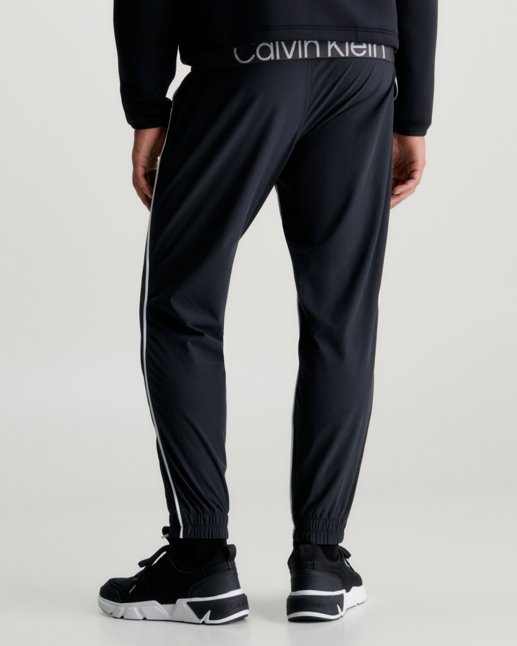 Mens joggers calvin clearance klein