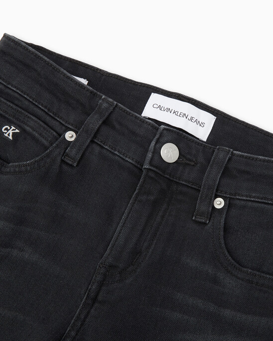 Core Body Fit Jeans