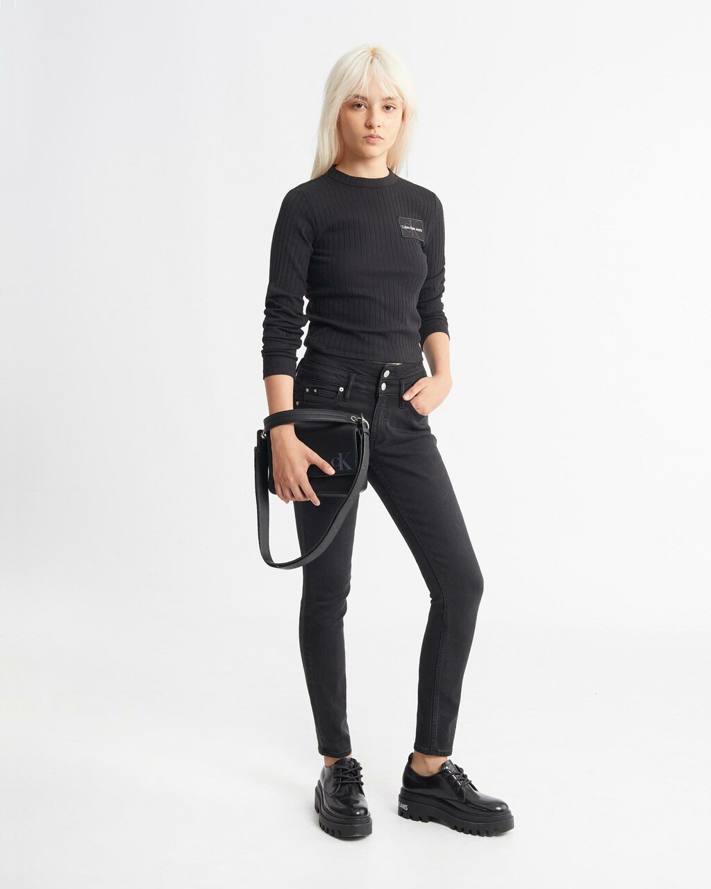 SUSTAINABLE LYOCELL MID RISE SKINNY ANKLE JEANS, Black, hi-res
