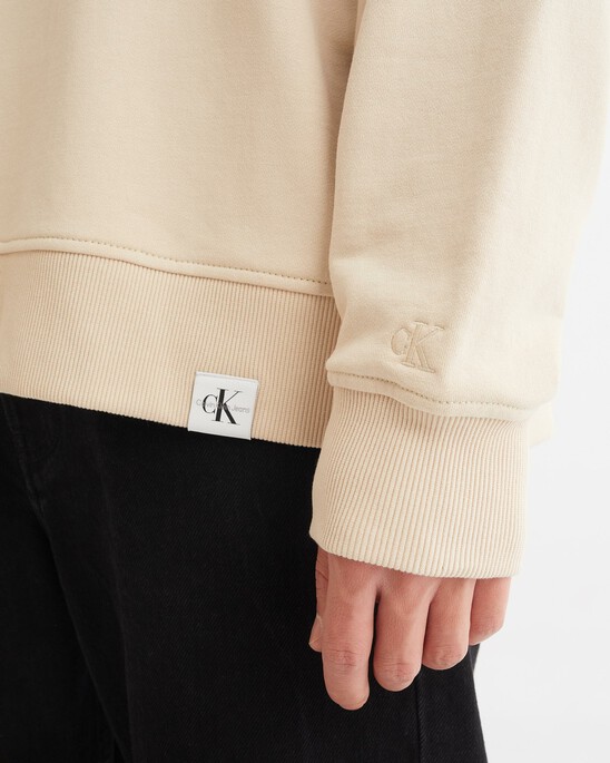 PREMIUM ESSENTIALS HOODIE