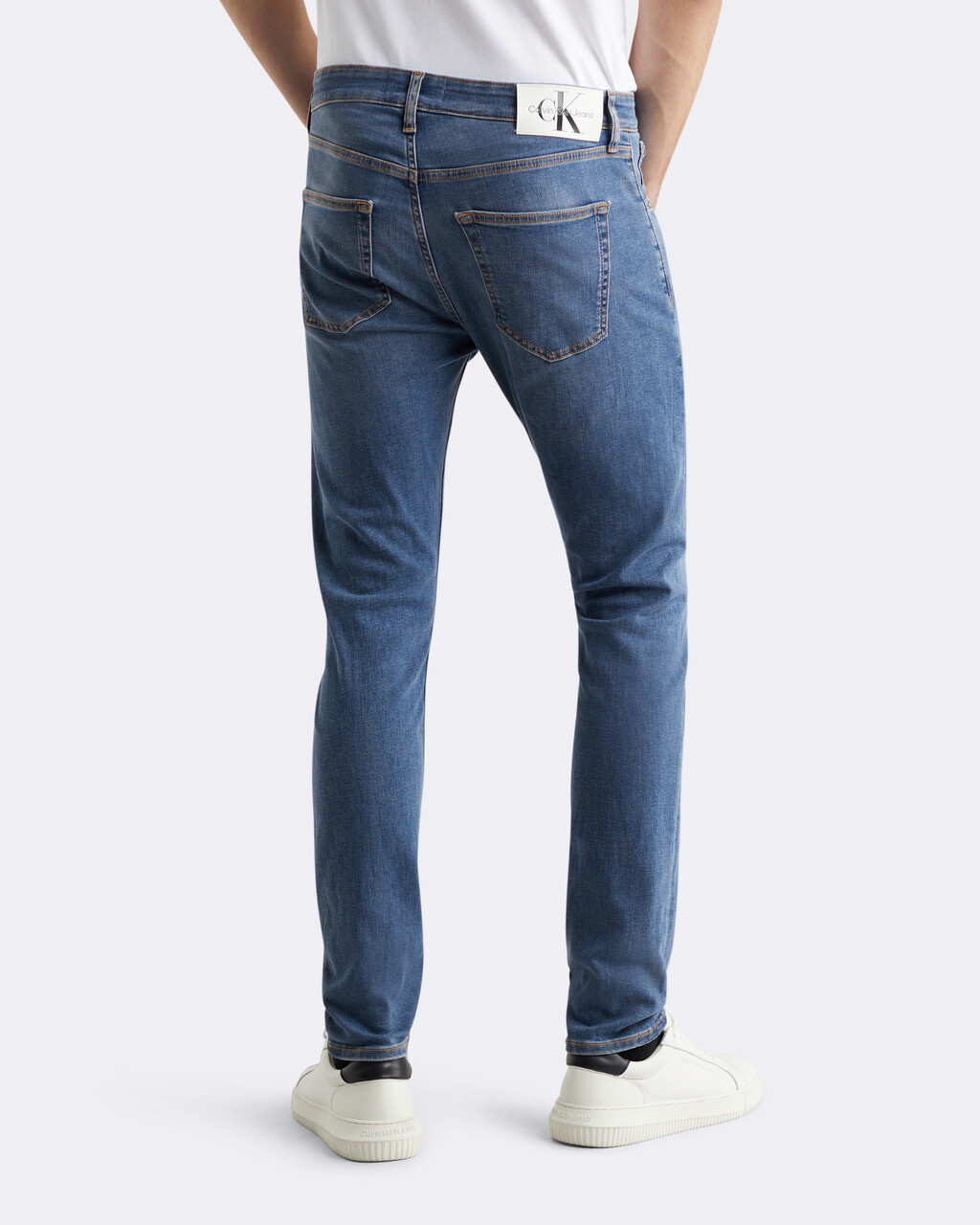 Modern Taper Cooling Jeans, Denim Medium, hi-res