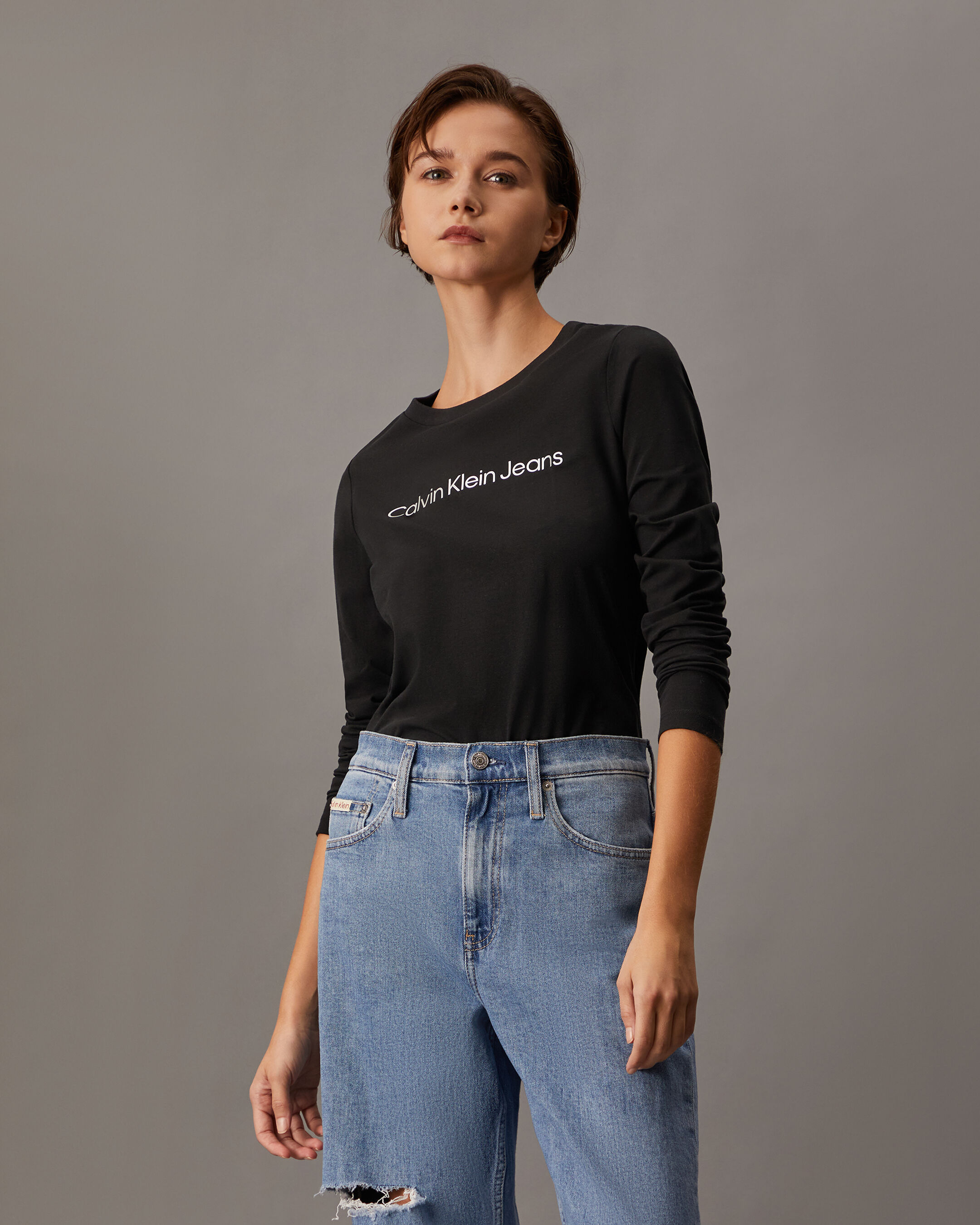 Calvin klein shrunken tee hotsell