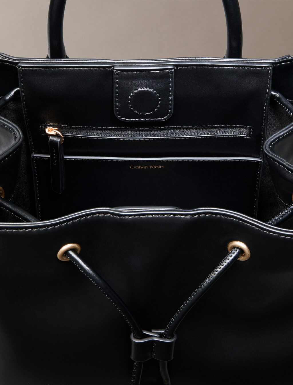 CK DRWSTRNG BCKPCKBLCK / ANTQ LGH, BLACK / ANTIQUE LIGHT GOLD, hi-res