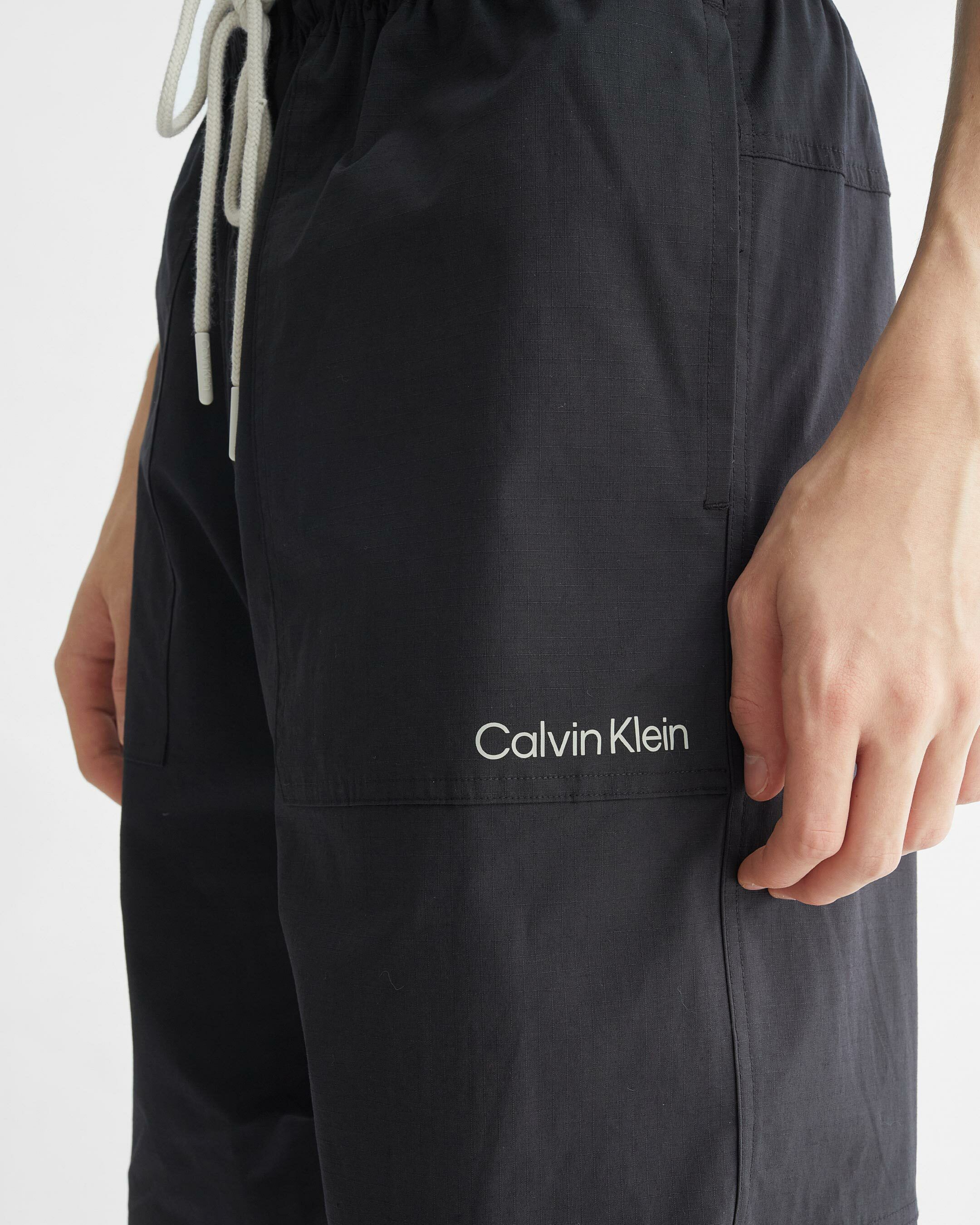White calvin outlet klein sweatpants