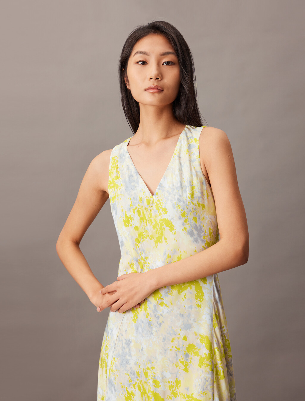 Abstract Print Ecovero V Neck Dress, 18622 CSW25S_P012+1_Formal Grey, hi-res