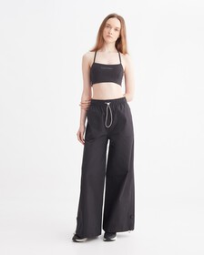 Essentials Sport Bra, BLACK BEAUTY, hi-res
