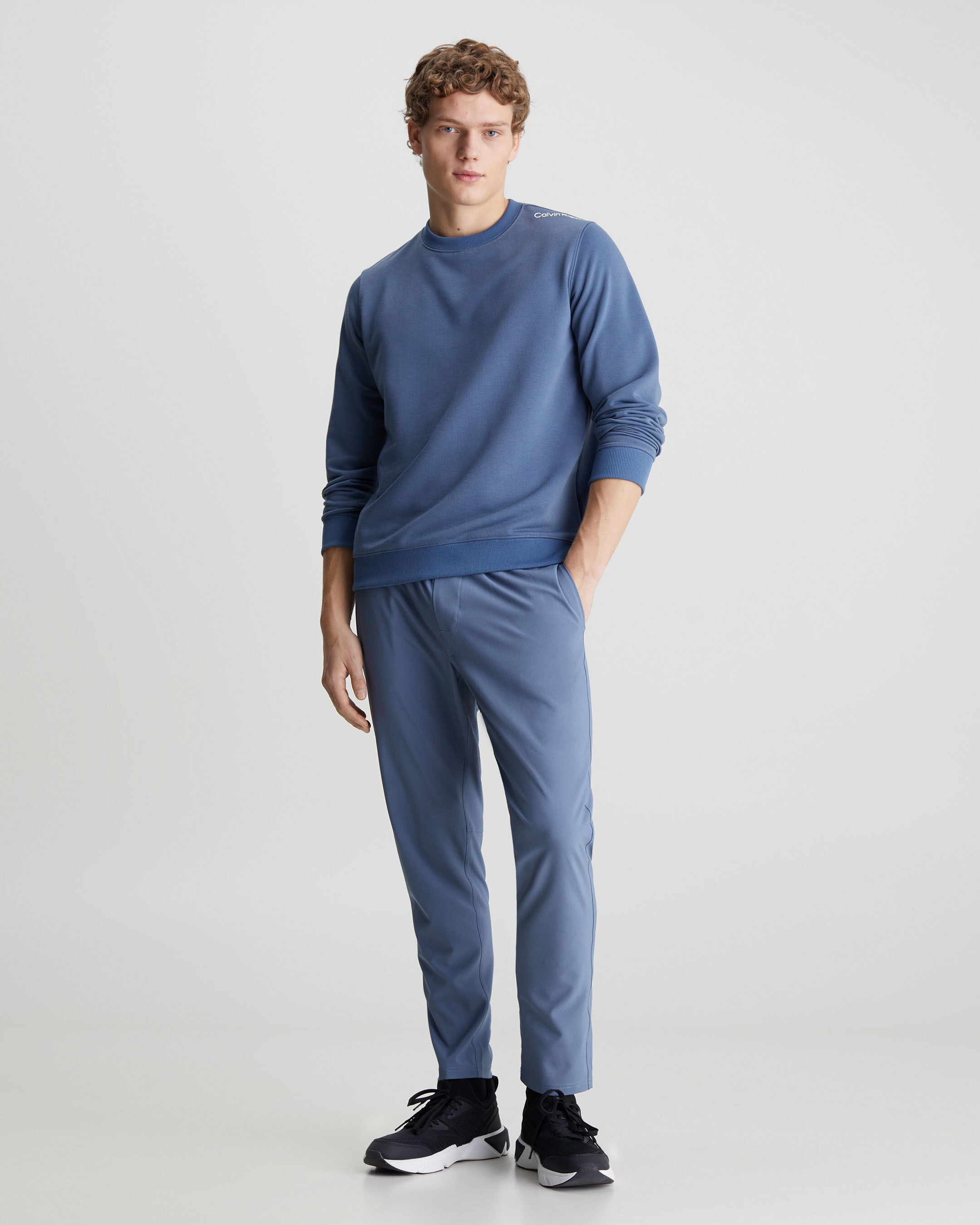 Mens joggers hotsell calvin klein